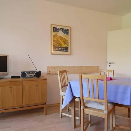 Apartment In Partenkirchen Mit Garten Garmisch-Partenkirchen